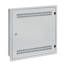 Produkt Rozvaděč SOHO LC-18 do zdi  s lištami 2U, 4U a 11U, 550x550 šedá RAL7035 s rámečkem k zazdění - Solarix - Nástěnné 19"